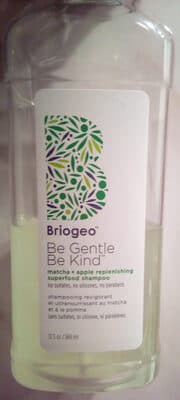 Shampooing revigorant et ultra nourrissant au matcha et à la pomme