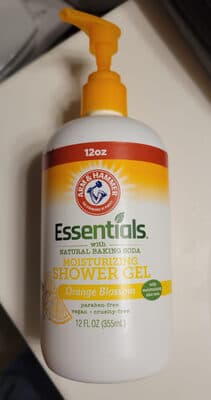 Essentials Moisturizing Shower Gel