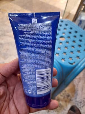 Clean & Clear Blackhead Clearing Daily Scrub