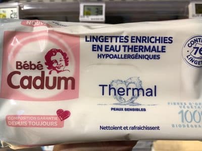 Lingettes enrichies en eau thermale