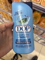 Shampooing traitant antipelliculaire