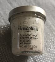 Gommage corps à la noix de Coco