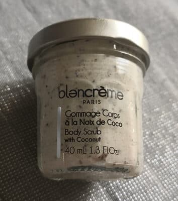 Gommage corps à la noix de Coco