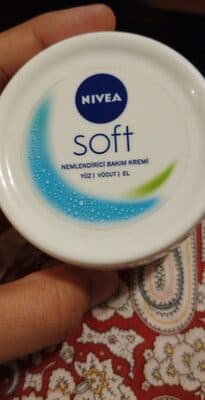 NIVEA Soft Moisturizing Cream