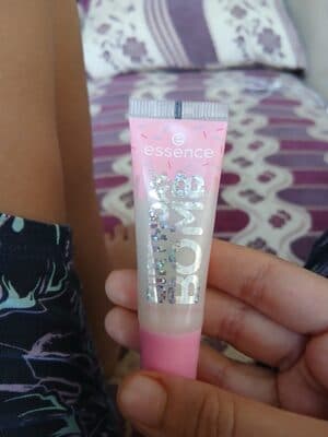 Essence Birthday Bomb 01 Cake My Day Shiny Lipgloss
