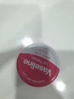 Vaseline lip therapy