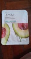 Moisturizing mask