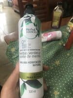 Crema para peinar hierbas verdes y aceite de menta