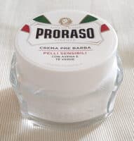Pre-Shave Creme (Sensitive Skin, with Green Tea and Oatmeal)