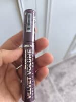 Embeauty Ultra Siyah Dolgunlaştırıcı Maskara – Hacim ve Uzunluk Etkili
