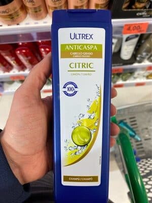 Champú cítrico anticaspa cabello graso