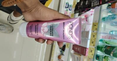 pond's Bright beauty face wash
