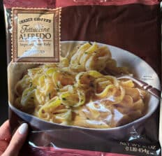 Fettuccine Alfredo