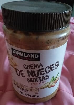 beurre de noix mélangées avec graines