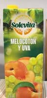Zumo de melocoton y uva