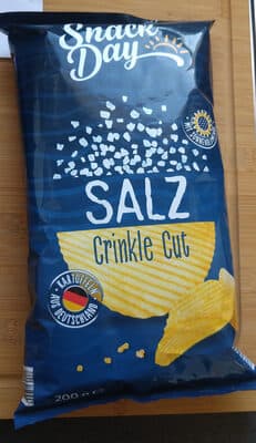 geriffelte Chips Gesalzen