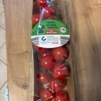 Cherry WVine Tomatoes
