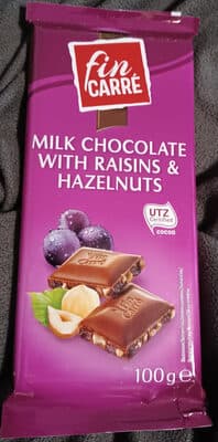 Alpenmelkchocolade met stukjes hazelnoten en rozijnen