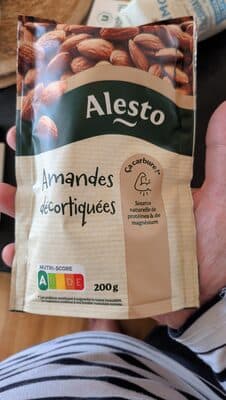 Amandes décortiquées