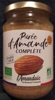 Purée d'amandes complète