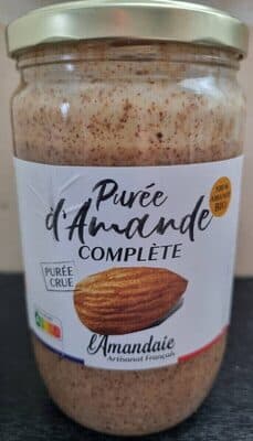 Purée d'amande complète