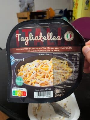 Tagliatelles Truffes Blanches d'Été et Champignons de Paris