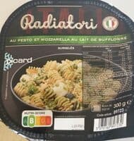 Radiatori au pesto et mozzarella au lait de bufflonne
