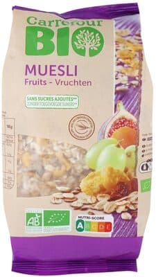Muesli fruits