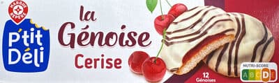 Génoises fourrées à la cerise nappées de chocolat blanc