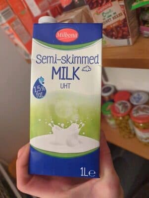 UHT milk 1.5%