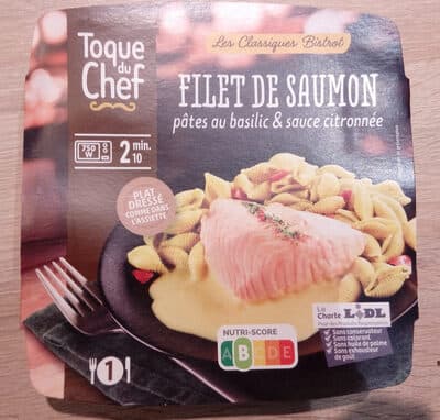 Saumon pâtes au basilic et sauce citronnée