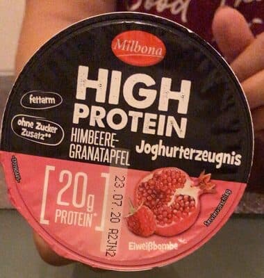 Raspberry-Pomegranate Milk Product