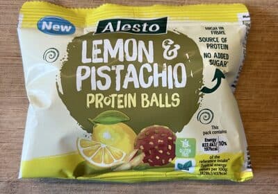 LEMON & PISTACHIO PROTEIN BALLS