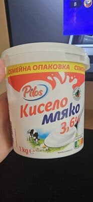 Кисело мляко 3.6%
