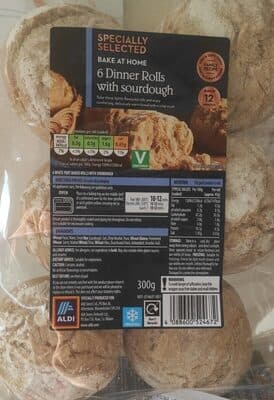 Dinner rools with sourdough