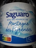 Eau de source de montagne