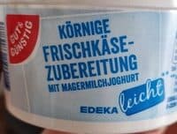 Körnige Frischkäsezubereitung