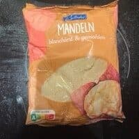 Mandel blanchiert & gemahlen