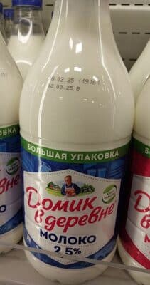 Деревенское молочко бутылка 2,5