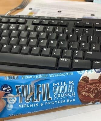 Milk chocolate crunch Geschmack Vitamin & Proteinregel