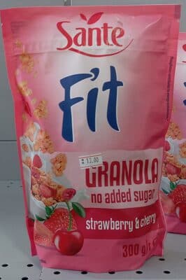 Fit Granola no added sugar strawberry & cherry