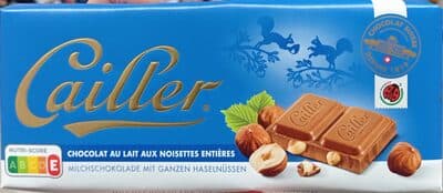 Chocolat au lait aux noisettes entières