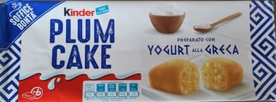 Plum cake preparato con yogurt alla greca