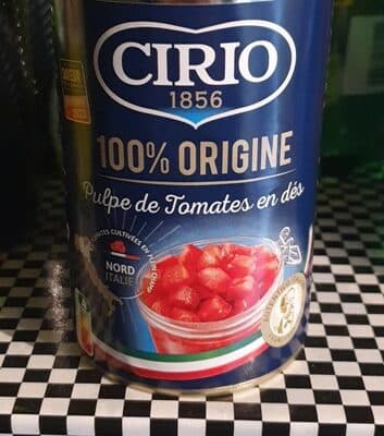 Cirio pulpe tomate en des