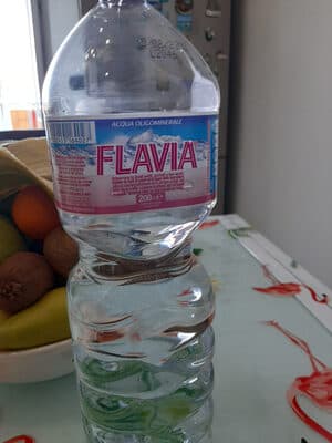 Acqua oligominerale naturale