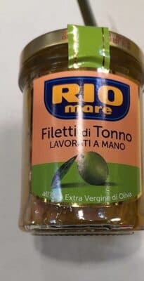 Filetti di tonno lavorati a mano