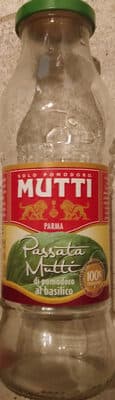 Passata di pomodoro al basilico