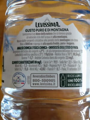 acqua minerale