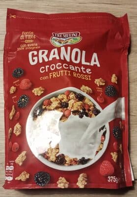 Granola croccante con frutti rossi