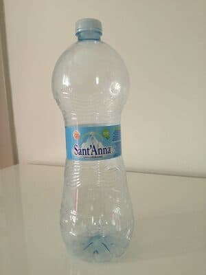 Acqua naturale